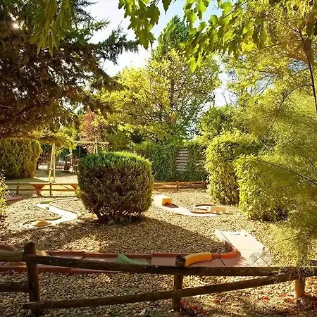 Kemping Zecamping 3 Dog Friendly Avec Piscine Dans Un Environnement Calme Junas