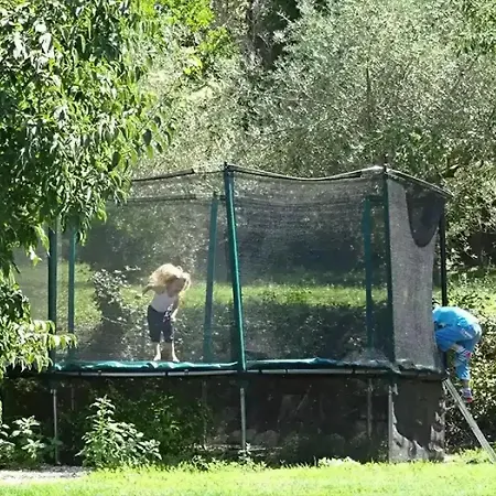 Zecamping 3 Dog Friendly Avec Piscine Dans Un Environnement Calme Parque de Campismo Junas
