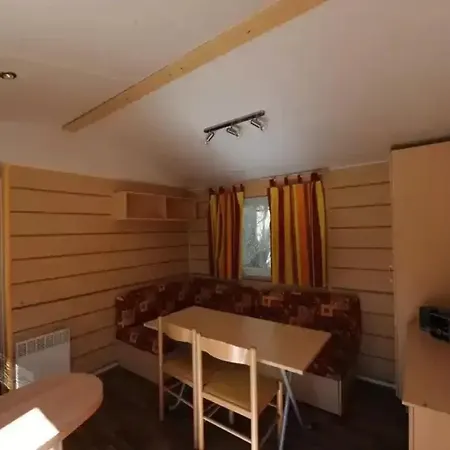 Parque de Campismo Zecamping 3 Dog Friendly Avec Piscine Dans Un Environnement Calme 3*