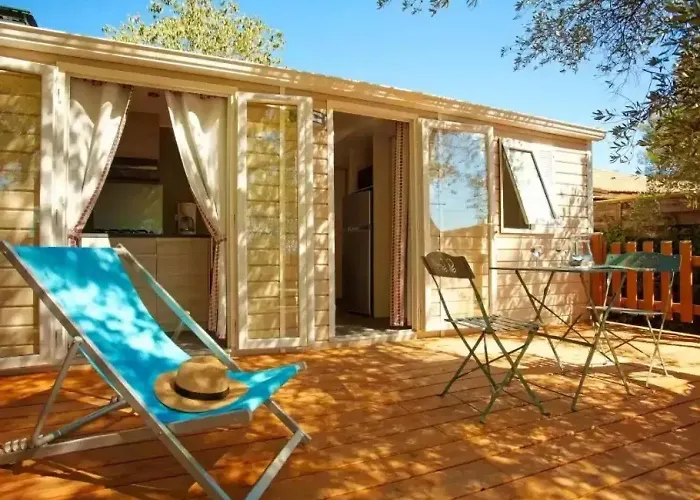 Zecamping 3 Dog Friendly Avec Piscine Dans Un Environnement Calme Junas