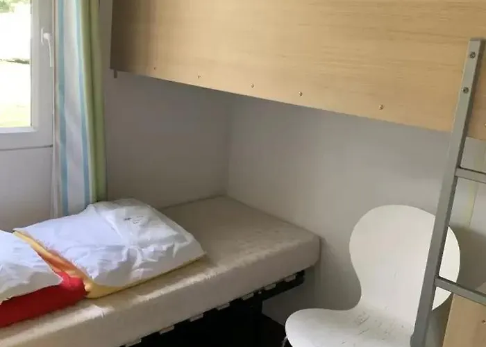 Κάμπινγκ 3 Etoiles - Piscine - Ccbefeg