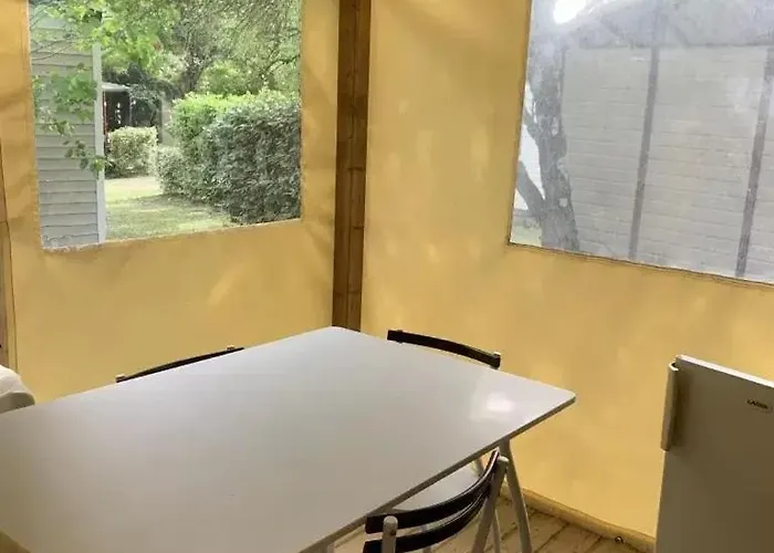 3 Etoiles - Piscine - Ccbefeg Κάμπινγκ 3*