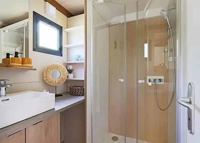 3 Etoiles - Piscine - Ccbefeg Κάμπινγκ 3*